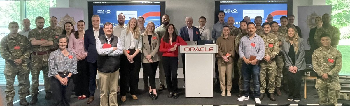 RLCInstitution's tweet photo. Today, the RLC Institution and is members had the upmost privilege to be hosted by one of our own Partner member Oracle for a day of how to harness AI, data, and people transformation to build resilience and a future-ready workforces All superbly supported by @Uunn. https://t.co/7dJkcd02Oz