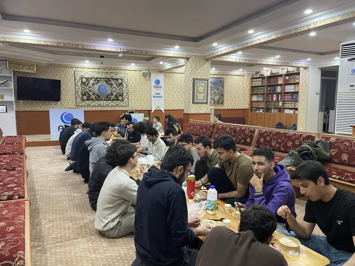 agditu's tweet photo. 📖 HAFTALIK SOHBET

Bu hafta Halil Akdağ hocamızın "Fetih Ruhu" dersini 6 Mayıs Çarşamba günü ikram ile icra ettik.

📍 AGD Kağıthane İlçe Merkezi

⏰ 18.00 https://t.co/S14qcCiWB8