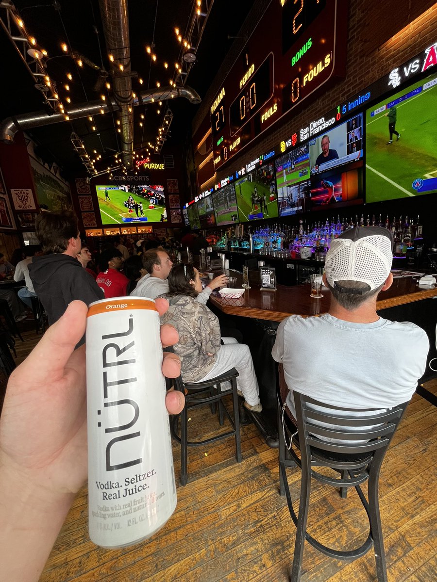 Hoosier__Takes's tweet photo. Where else would I celebrate finishing finals #daydrink https://t.co/o6vo4W5y4P