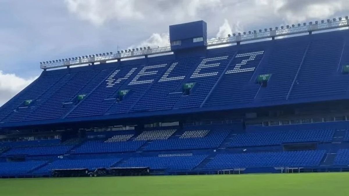 🔥 ¡Hay MODO #VÉLEZ este finde! El club activó la iniciativa para el partido del próximo domingo.

ℹ️ El mismo servirá para entregar una Platea BIANCHI ALTA (1 por socio/a).

➡️ Además, se habilitará la Platea Norte Alta, para socios y reservando tu lugae a través de la Sede