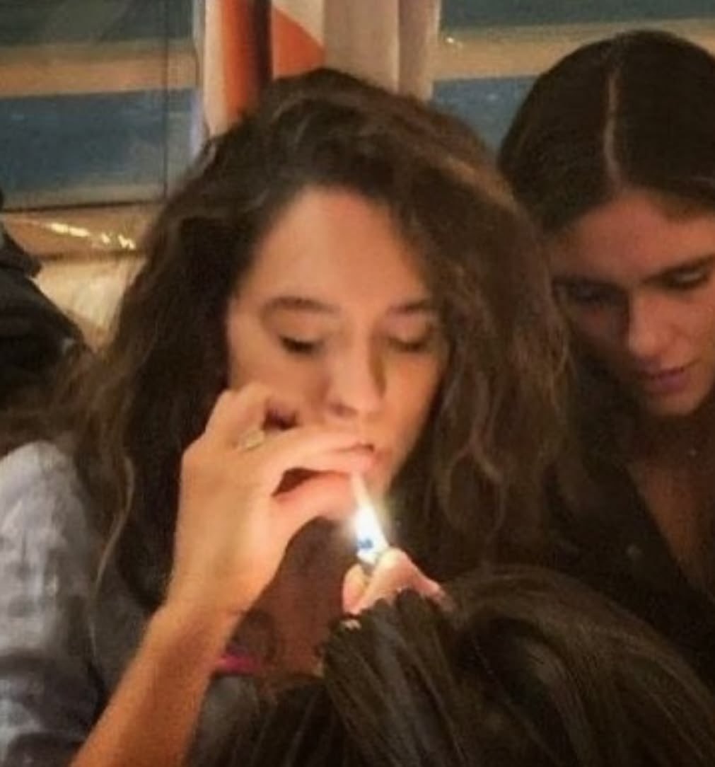krystal tweet media