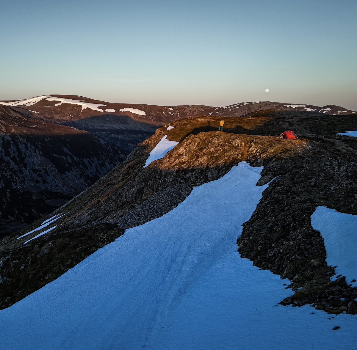 ScotlandsMountains tweet media