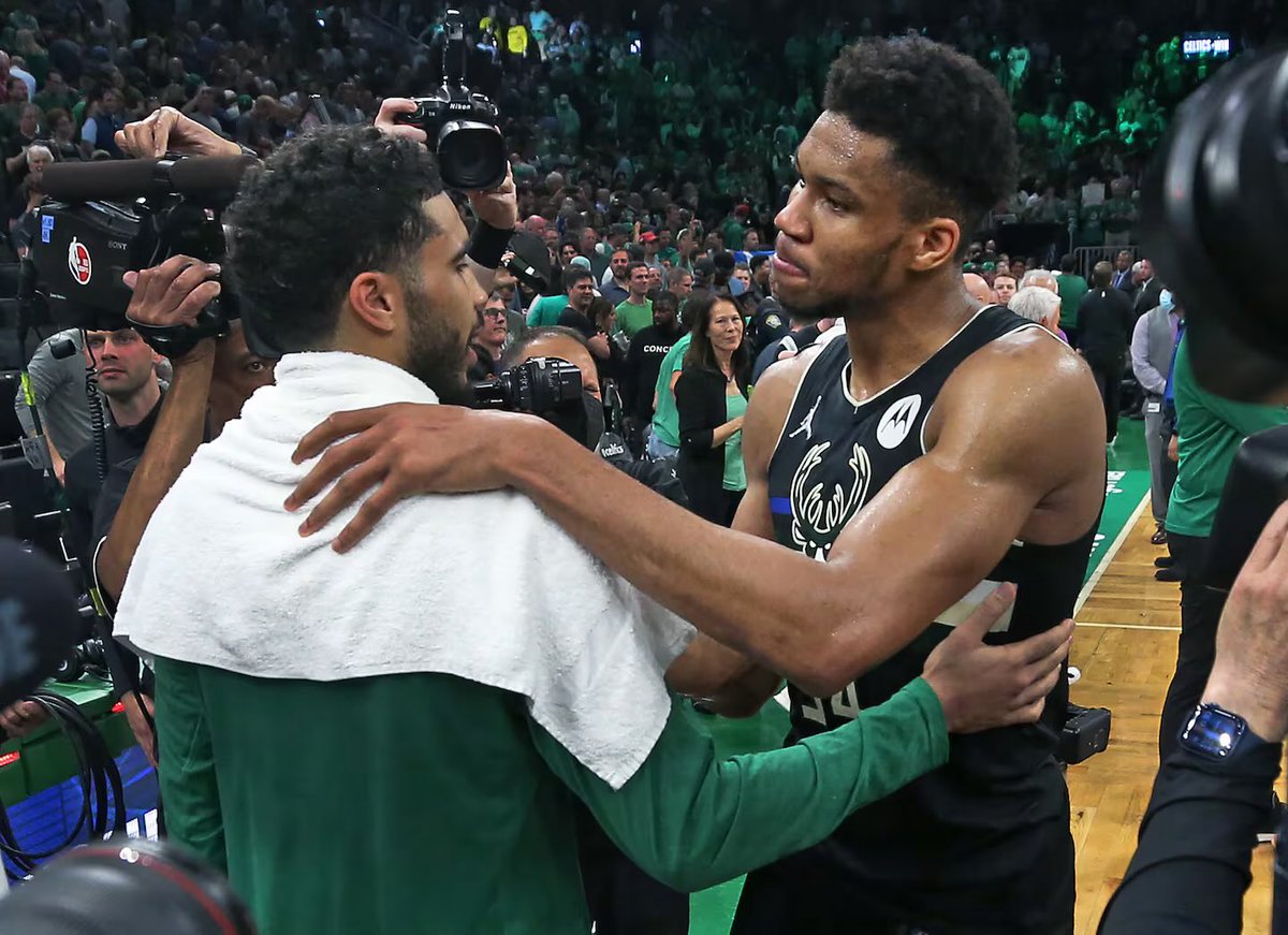Playoff BOS tweet media