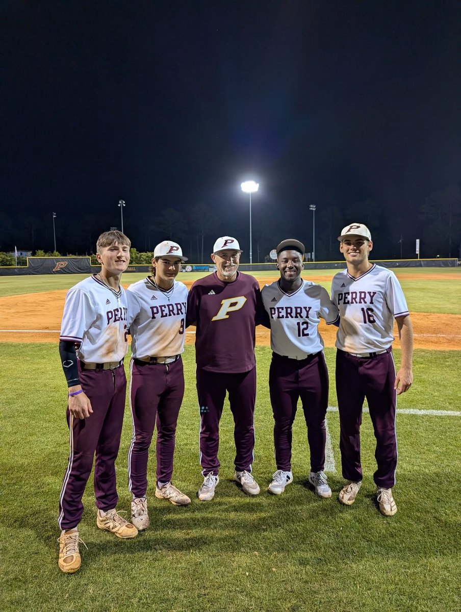 PerryBaseballGA's tweet photo. Thank you Coach Bryant! 

Your impact on our program, athletes, coaches, and community has been truly incredible.

You have touched the lives of these young men in ways that go far beyond the game!

@DennyBryant7 https://t.co/4EA22MzEoL