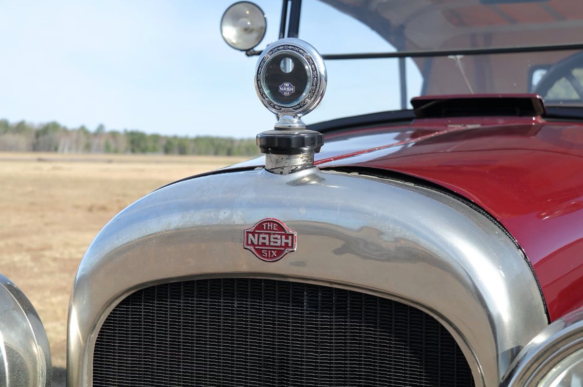 Mecum Auctions tweet media