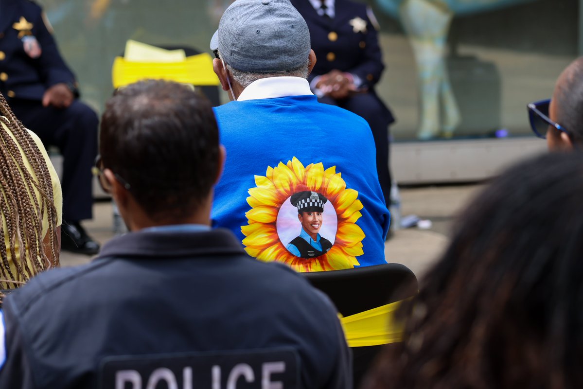 Chicago Police tweet media