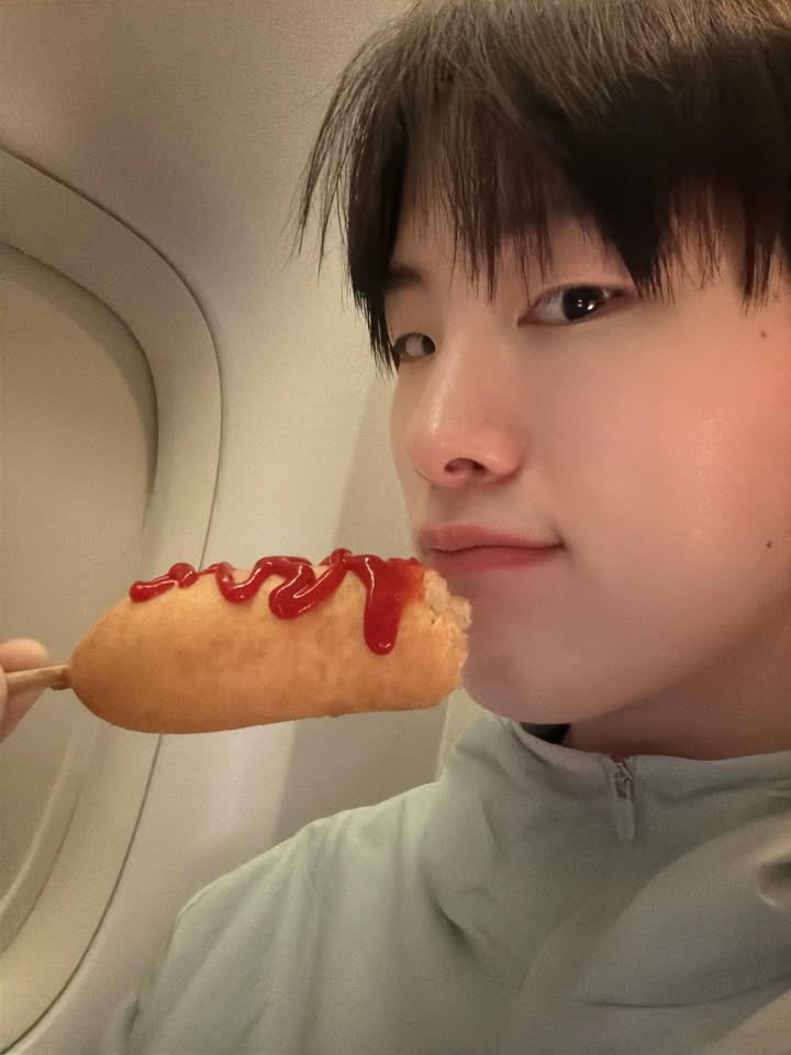 je gwanwoo pics tweet media