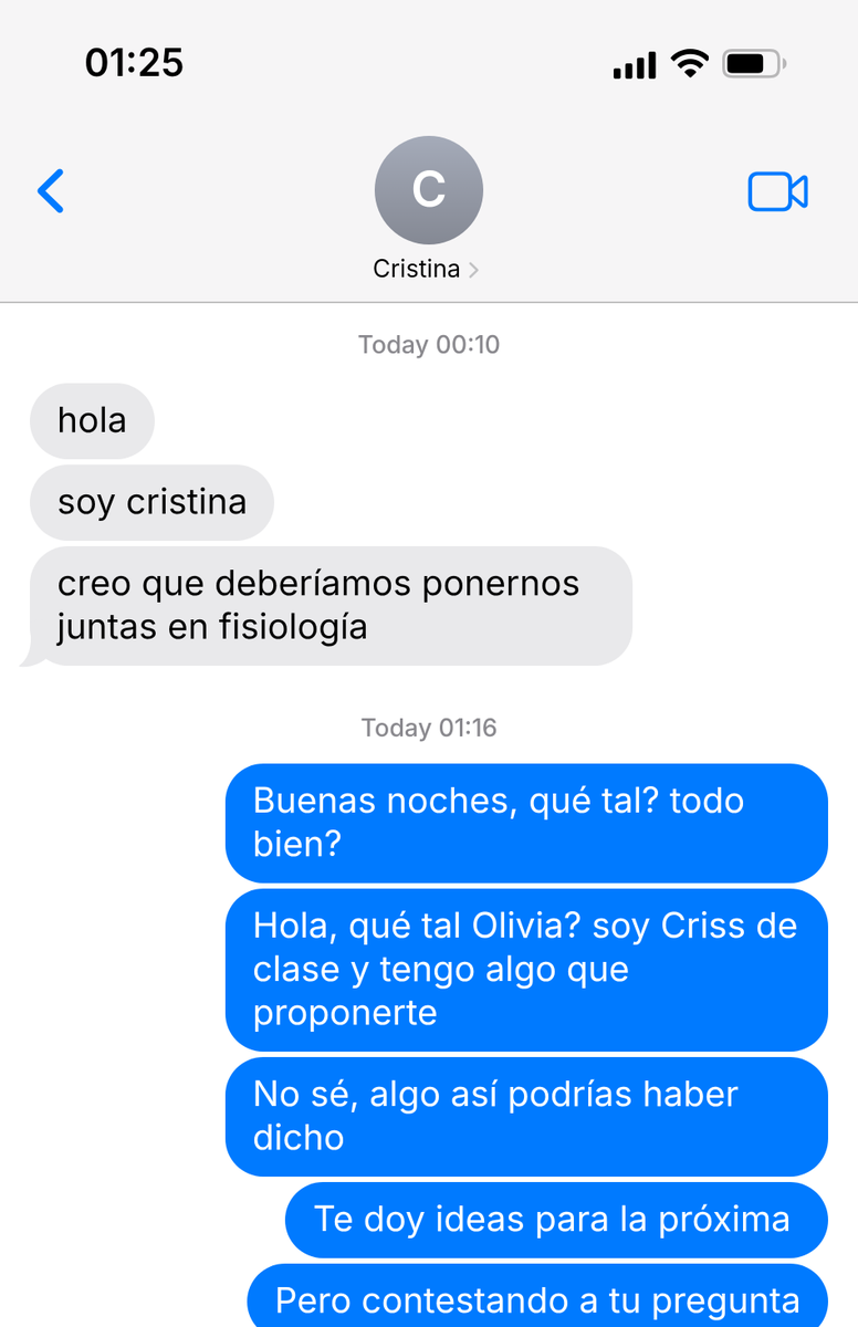 crisviantemo's tweet photo. 11. relax, take it easy https://t.co/dSNGzY0Y3m