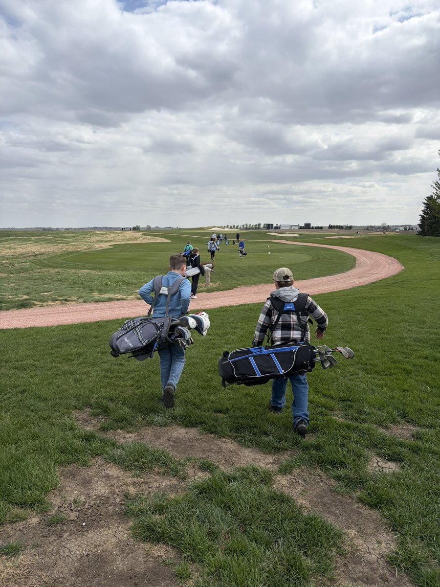 kaplate's tweet photo. @PGAJrLeague first day on @Lil_Wispy for the season. https://t.co/vwwldpF2cn
