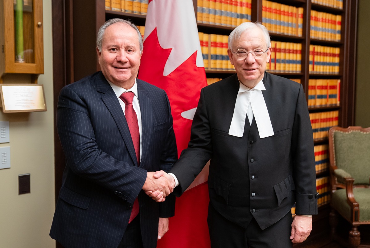 Perú en Canadá tweet media
