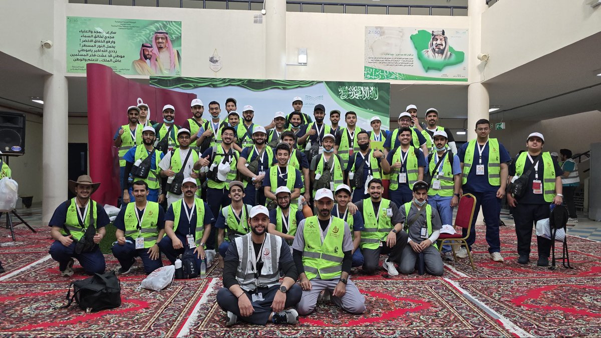 AlmataryYuosif's tweet photo. للاسف السنة ذي جتنا ظروف الفاينل لكن ابارك لكل المقبولين ذي السنة انتم محظوظين قسم بالله احتسبوا الاجر وعيشوا التجربة تجربة لن تنسى ستخلد في ذاكرتكم وتعيدون التجربة السنوات القادمة وبهمهههههههههههههه سريناااااااااااا🤍🤍🤍🫡
@Derhumweqaya 
@HajjHealth https://t.co/Ix8fvdNcXF