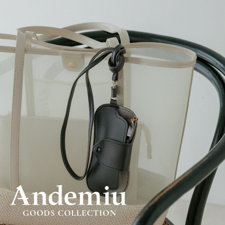Andemiu's tweet photo. Andemiu｜アンデミュウのトピックス「【GOODS】盛夏の新作小物」 - ZOZOTOWN https://t.co/TxP9GmKzo0 #ZOZOTOWN https://t.co/11N4Tea0k2