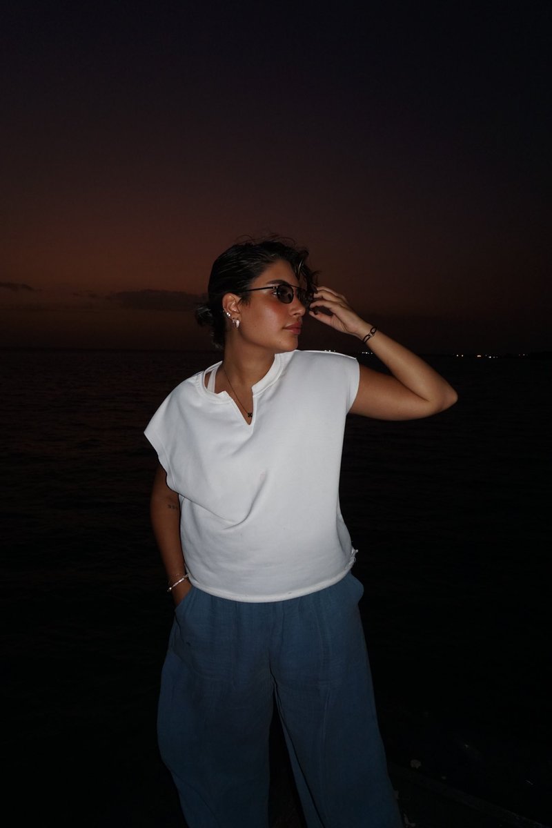 RealNovessa's tweet photo. Soft wind golden sunset..nothing better 🌅 https://t.co/CJy2LKX8Uy