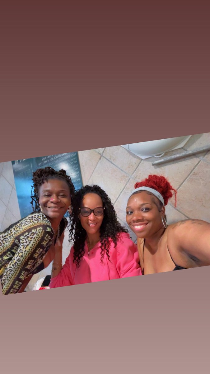 B_Michelle89's tweet photo. Big sis saved my life on Saturday 🫶🏾🩷🥰💃🏾 @Get_Whitt_It_ https://t.co/kr0sLDHrUk