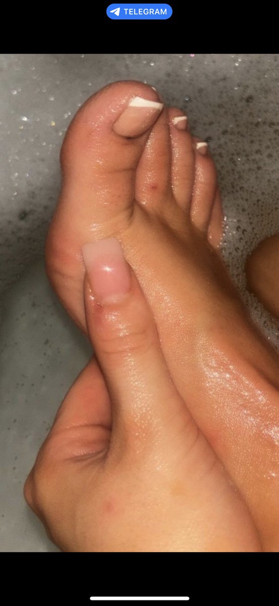 PrettyPediix's tweet photo. Fresh set just dropped 💅✨
You haven’t seen my best angles yet…
#Feet #PrettyFeet #FootModel #FreshPedi #FeetCommunity https://t.co/XQYw5KYOyH