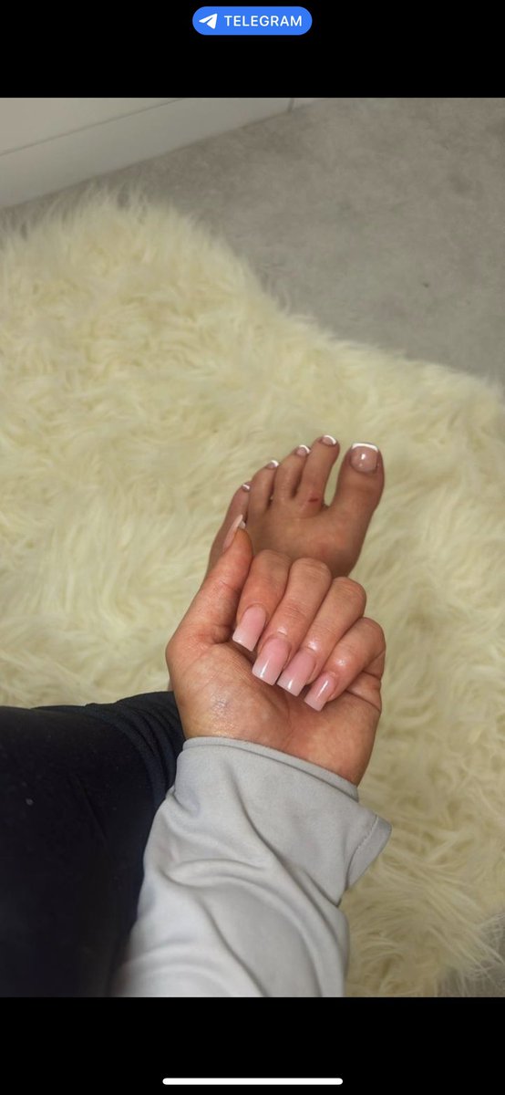 PrettyPediix's tweet photo. Fresh set just dropped 💅✨
You haven’t seen my best angles yet…
#Feet #PrettyFeet #FootModel #FreshPedi #FeetCommunity https://t.co/XQYw5KYOyH