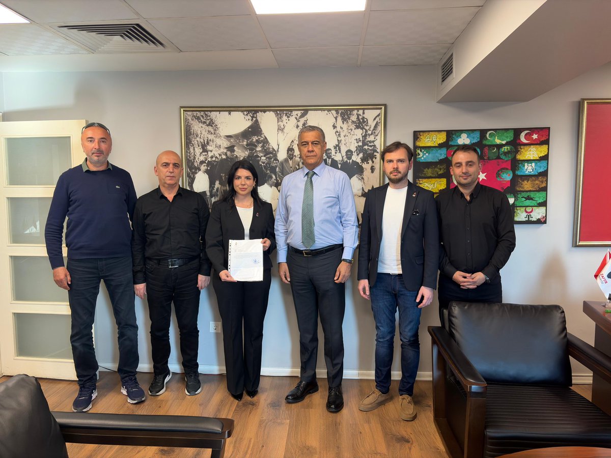 İstanbul Beşiktaş’ın Zaferi artık Avukat Berfin Bulgurlu Hanımefendi’ye emanet.
Kendisine Zafer ailemize hoş geldiniz diyor; bundan sonraki çalışmalarında üstün başarılar diliyorum.<a href="/umitozdag/">Ümit Özdağ</a> <a href="/zaferpartisi/">Zafer Partisi</a> <a href="/ZaferPartisi_34/">Zafer Partisi İstanbul İl Başkanlığı</a>