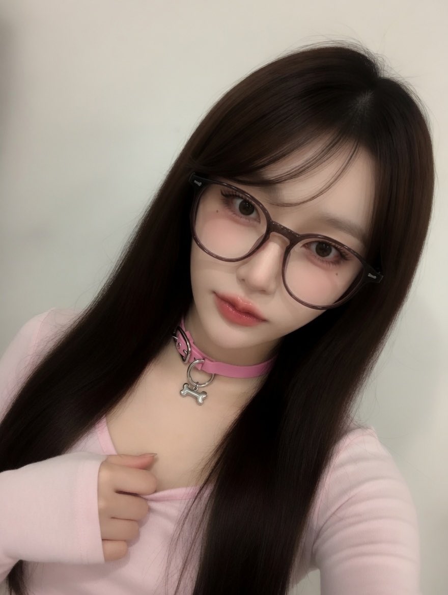 Wi3c0's tweet photo. 聊天

#男娘 #伪娘 #反差 https://t.co/Ae6QmVvfpf
