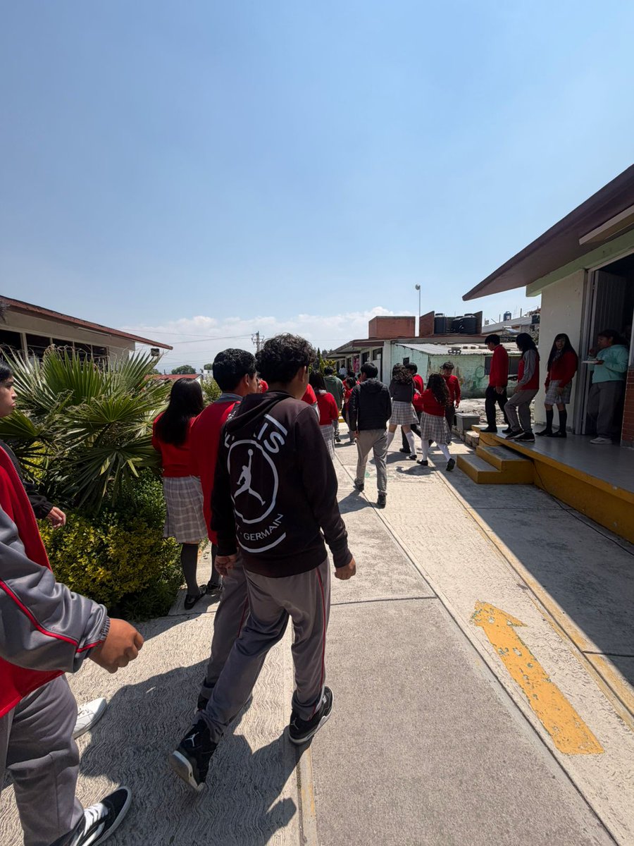 ESCUELA PREPARATORIA OFICIAL NÚM. 180 tweet media