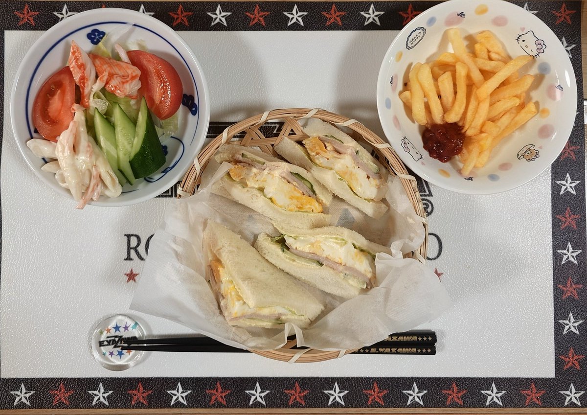 今日のお家でモーニング。🍴𓃠☆(^_-)-☆