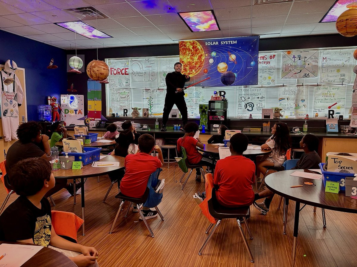 MrRomero0's tweet photo. MAP Science review but make it NEXT LEVEL 🚀Teaching around the room, on counters, and revisiting anchor charts 📸
Don’t worry… teacher was NOT hurt in the revising of this science lesson 😂🔬 #MAPTesting #ScienceReview #NextLevelTeaching @CBEBears @RISDScience https://t.co/KZndXxFKg6