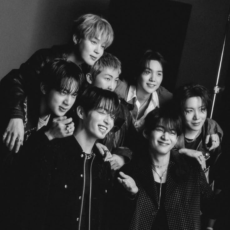 𖤝becca🪭 | VAI VER O BTS tweet media