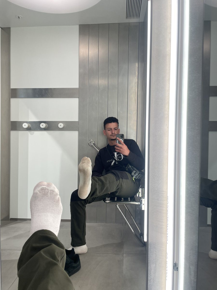 ALPHA KARIM tweet media