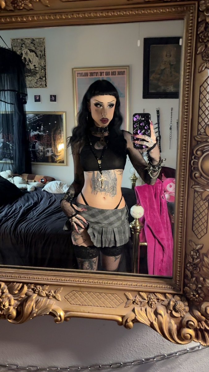 BabyDemigod's tweet photo. fit last night for la dispute 🖤 https://t.co/3g6MrCGHzv