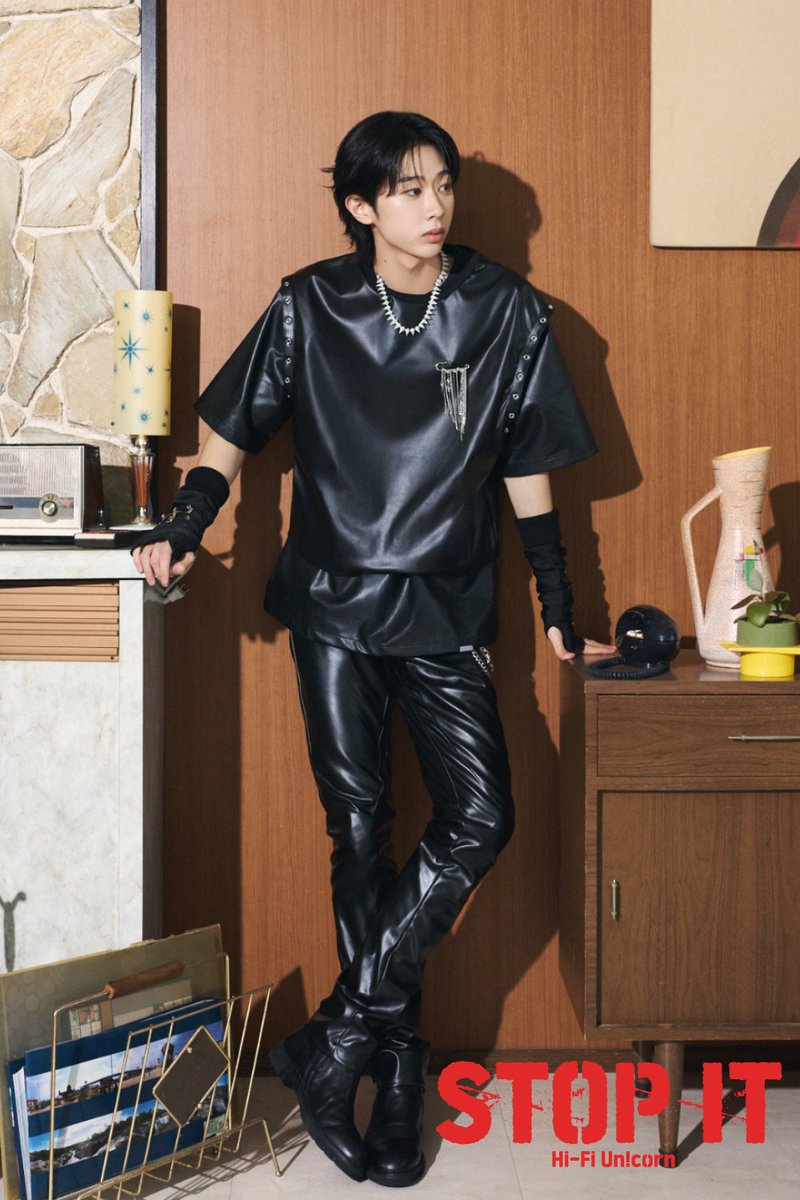 ＼Hi-Fi Un!corn 1st Major ALBUM “FIRST MOVE”／
『Stop It』Concept Photo公開!!📣

📸Solo Photo - #MIN  

#Stop_It Performance Video
⏰2026.05.08 (Fri.) 18:00 OPEN

🎧Hi-Fi Un!corn - 1st Major ALBUM #FIRST_MOVE
hifiunicorn.lnk.to/FIRSTMOVE_SE
　
#HiFiUnicorn_FIRST_MOVE