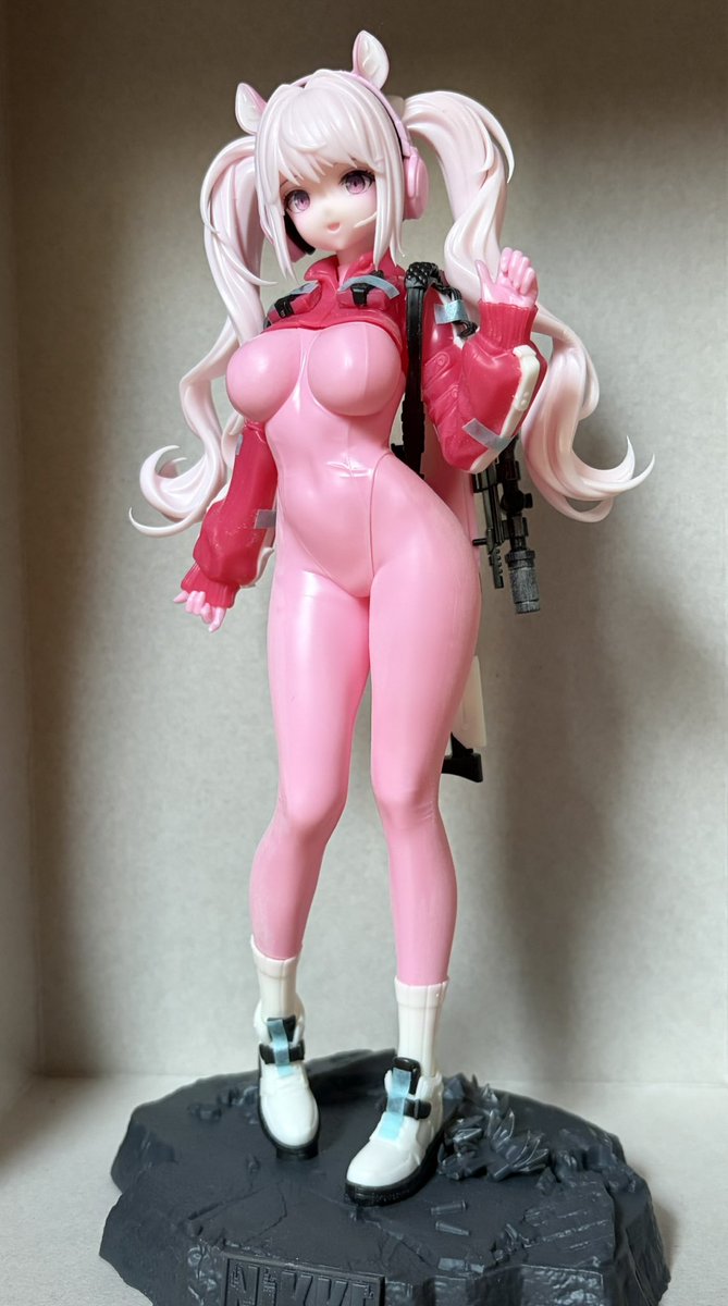 GWは久しぶりにプラモ作ってた
エクスプラスから出てるNIKKE アリス
台座は静ホビまでに終わらせる予定

作りやすくて合わせ目消すだけでも十分なキットだった☺️
←全塗装  未塗装→
