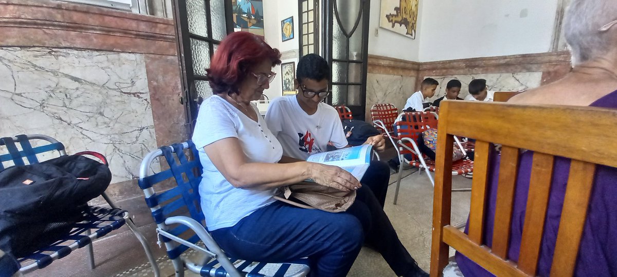 MJMMatanzas's tweet photo. ⭐️ Esta actividad forma parte de los caminos hacia el #SJEM provincial y la próxima graduación del instituto. Porque como dijera Martí: "Patria es humanidad", desde la juventud seguimos tejiendo amor, gratitud y compromiso.

#MJMCuba #100AñosConFidel #DeMartíAFidel #SiempreJoven https://t.co/tFvbRbOg9r