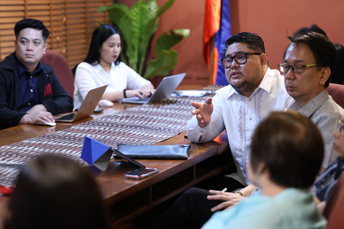 University of the Philippines tweet media