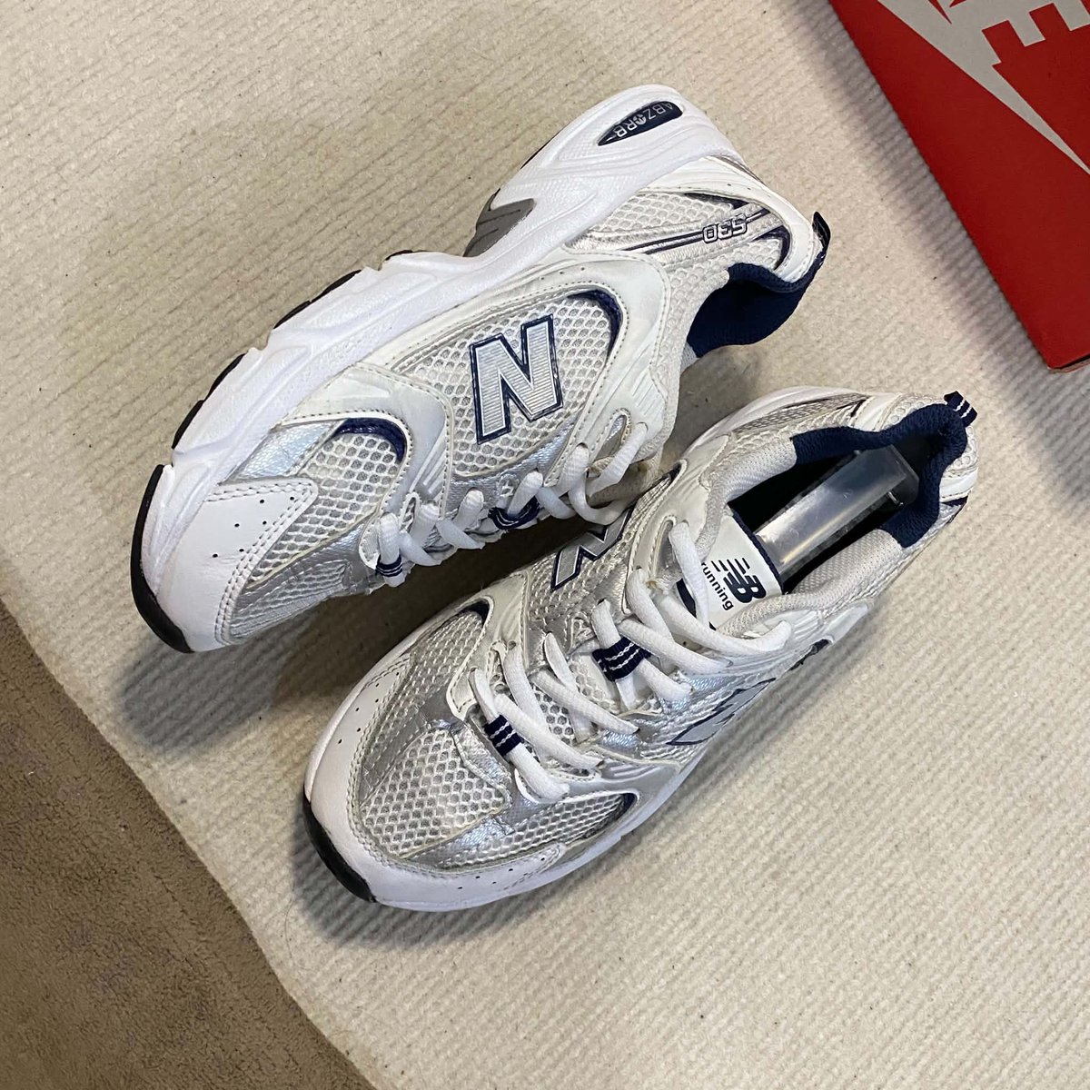 Sak_Stars's tweet photo. ส่งต่อ new balance 530
size 37.5/23 ซม
ราคา 390 ส่งฟรี
สนใจ dm มาต่อลองราคาได้ค่ะ
#ส่งต่อรองเท้า #รองเท้ามือสอง #ส่งต่อรองเท้ามือ2 #รองเท้าผ้าใบมือสองของแท้ #รอวเท้าผ้าใบ https://t.co/IsKOkPnFfJ