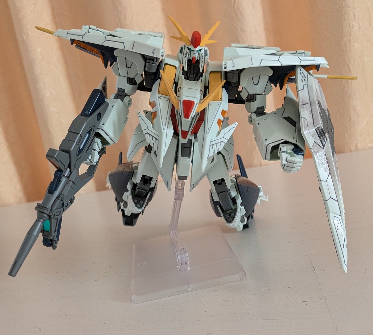 182Skyk's tweet photo. #ガンプラ
#クスィーガンダム
キット単体
キルケーの魔女ラスト版。
このキットでしかできないやつです。
破損シールドはリアルタッチマーカー使いました https://t.co/z5SOmRjHG0