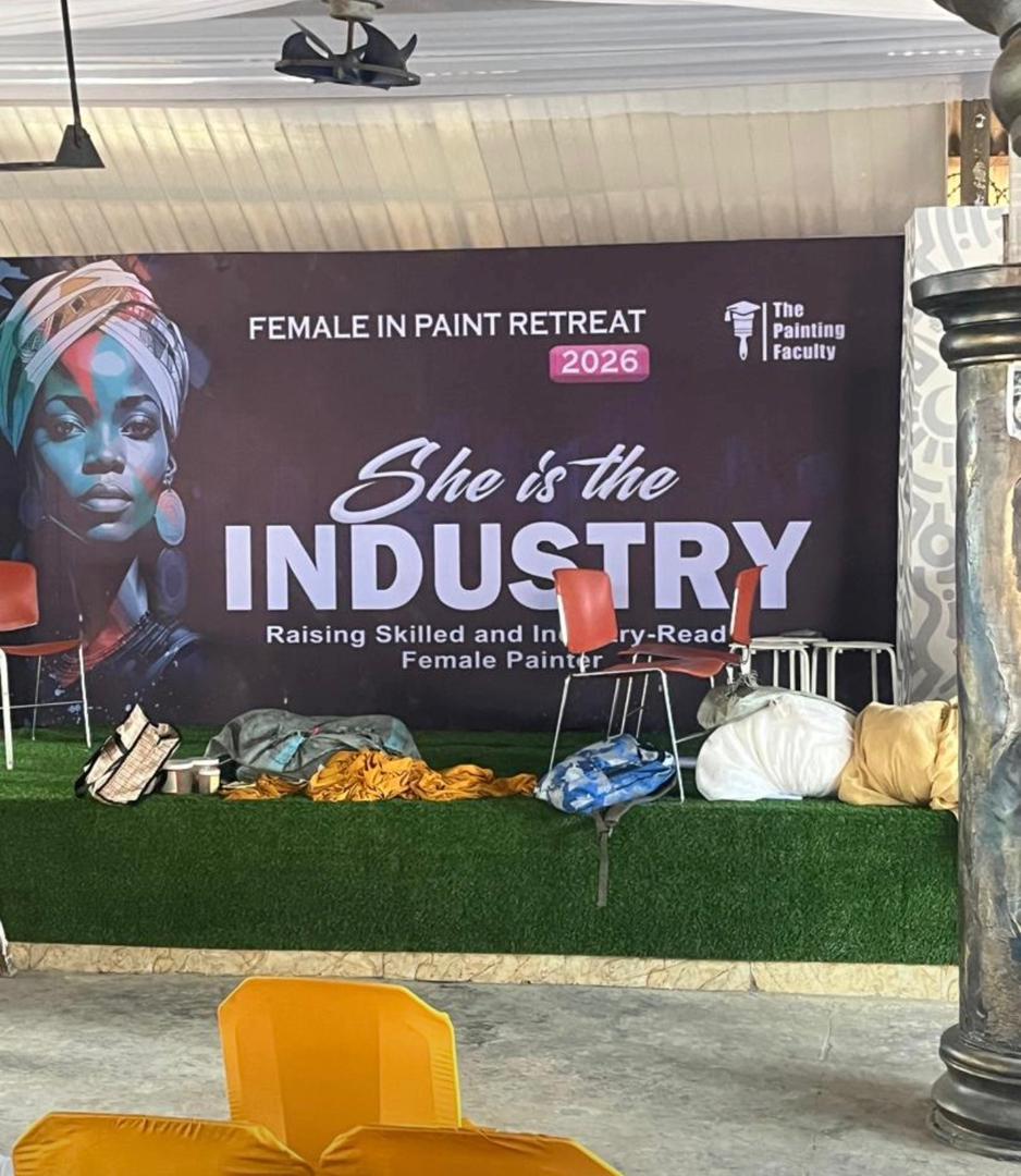 EbubesDesign's tweet photo. #femaleInPaintRetreat https://t.co/MsiE3DJEp5