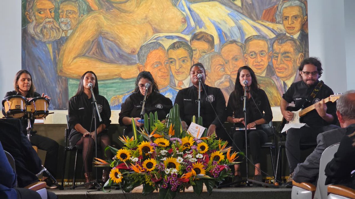 Minas Medellín UNAL tweet media