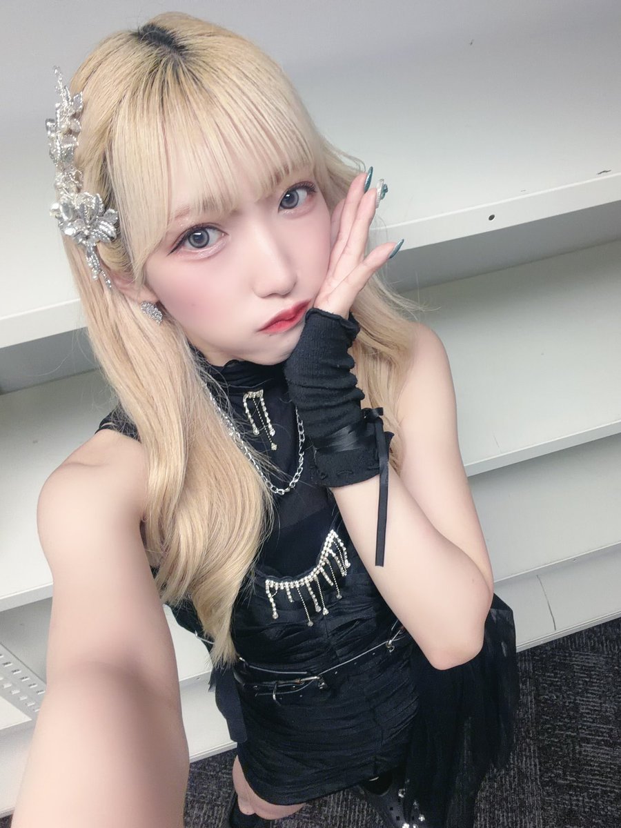 naco🦋ЯanaB@6/6 4人ラストワンマン、8/9 10周年 tweet media