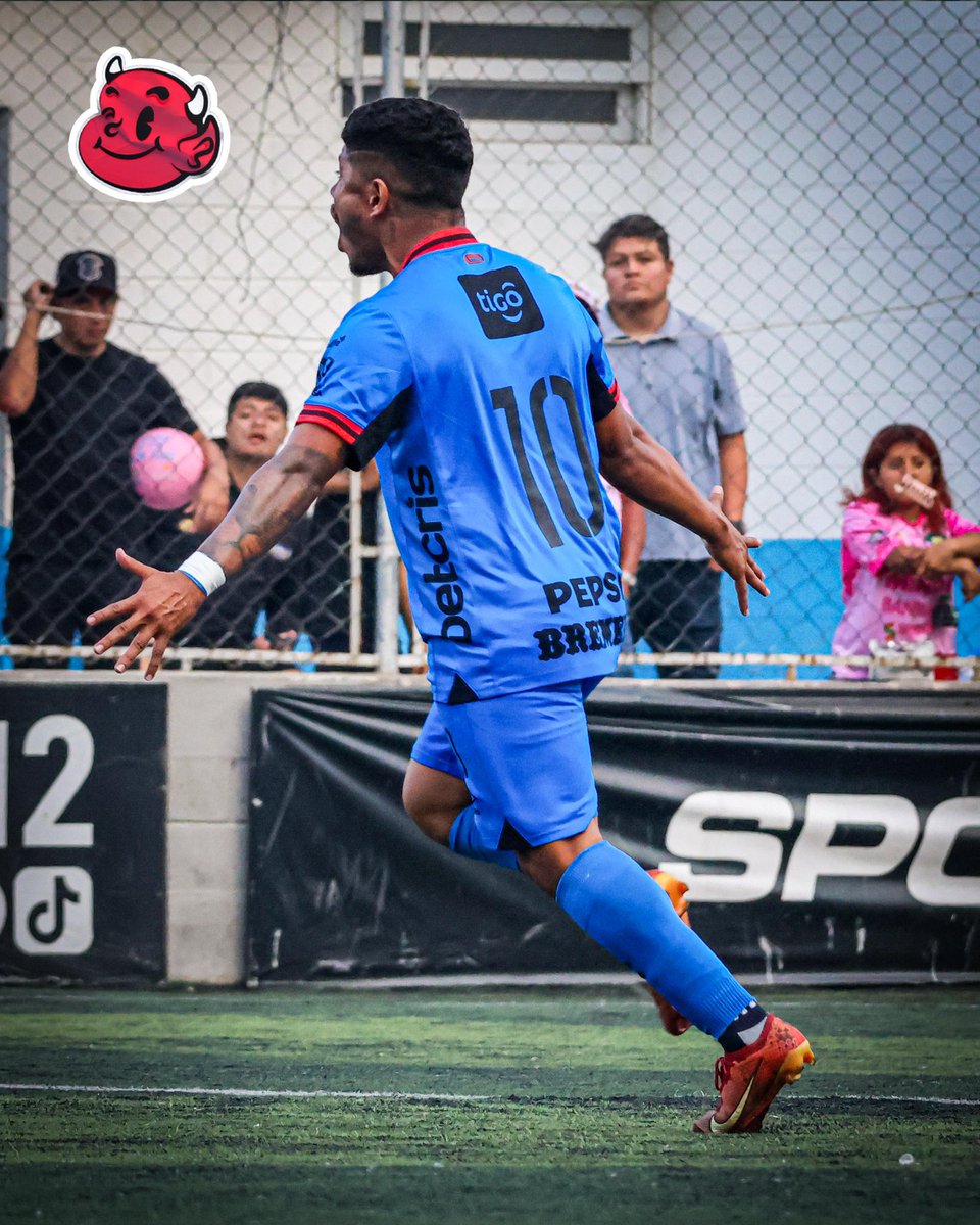 🙌🏼 Gran victoria en la ida de un equipo que luchó cada balón hasta el final.
Ahora nos toca en casa y empujar juntos. Vamos, <a href="/Rojos_Municipal/">CSD Municipal</a>. 🔴🔵