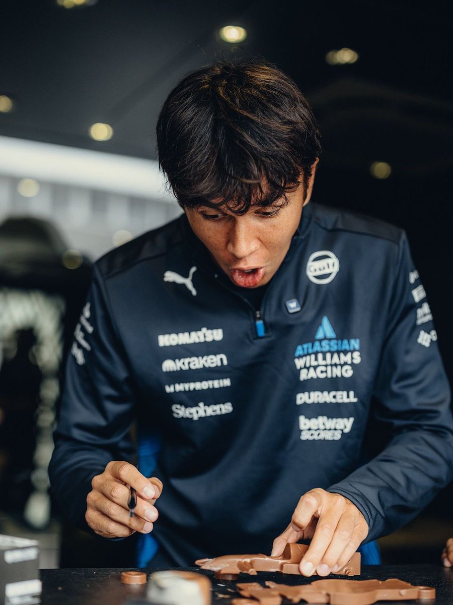 blessing your tl with alex albon being a cutie patootie. you’re welcome