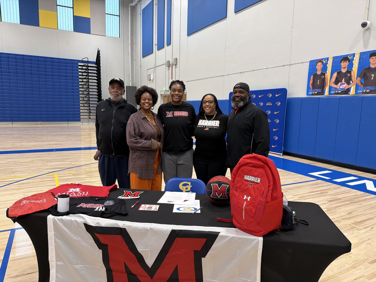 GLHSgirlsbball's tweet photo. Congrats to Kacie Washington on committing to Miami Hamilton! 🎉 Wishing you success in this next chapter — hard work pays off! 💙💛 #BBDD https://t.co/hHqS3zP2Kd