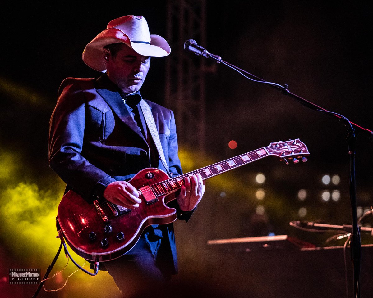 Roger Clyne tweet media