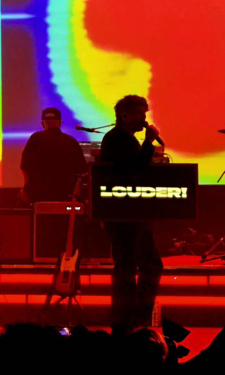 themcfet's tweet photo. Action shots from the inimitable @gruffingtonpost and the SFA in Dublin tonight. Tidy. #SFA #SuperFurryAnimals #Dublin #Olympia #OlympiaTheatre #Louder https://t.co/Bam6FV23K1