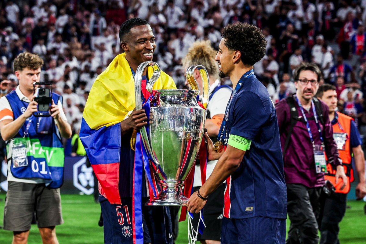 PSG Comps tweet media