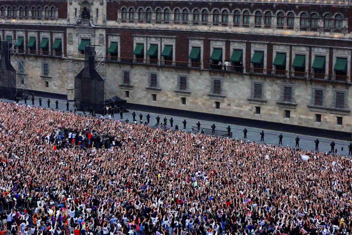 entonces ya estamos que BTS PAVED THE WAY ?