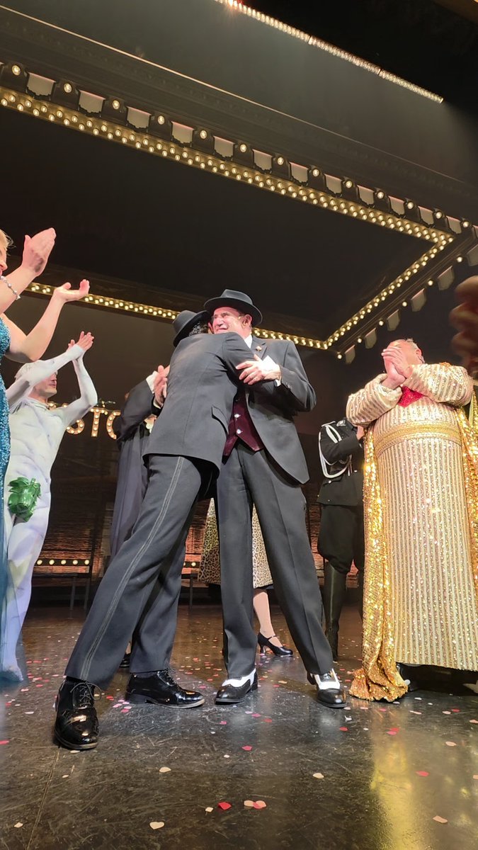 bezerinatour's tweet photo. Really lucky to have booked Richard Kind's last show of The Producers https://t.co/BaWfsG17Rt