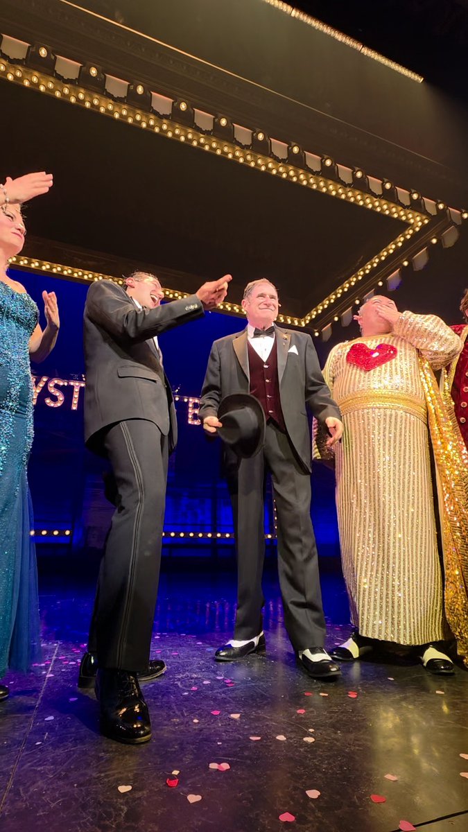 bezerinatour's tweet photo. Really lucky to have booked Richard Kind's last show of The Producers https://t.co/BaWfsG17Rt