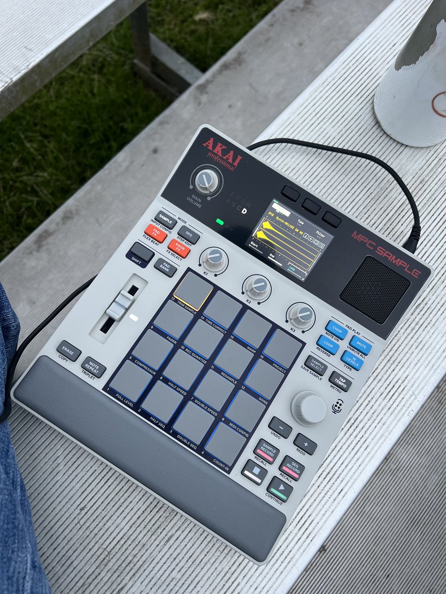 inftertainment's tweet photo. This pic might not do it justice but I just got my #akaisample and I’m sitting in some random ass bleachers trying to learn it. The portability is UNHEARD OF. Small AF and runs cordless. I bought it to play around with but it might drag me back into producing https://t.co/DzHcD05Ufb