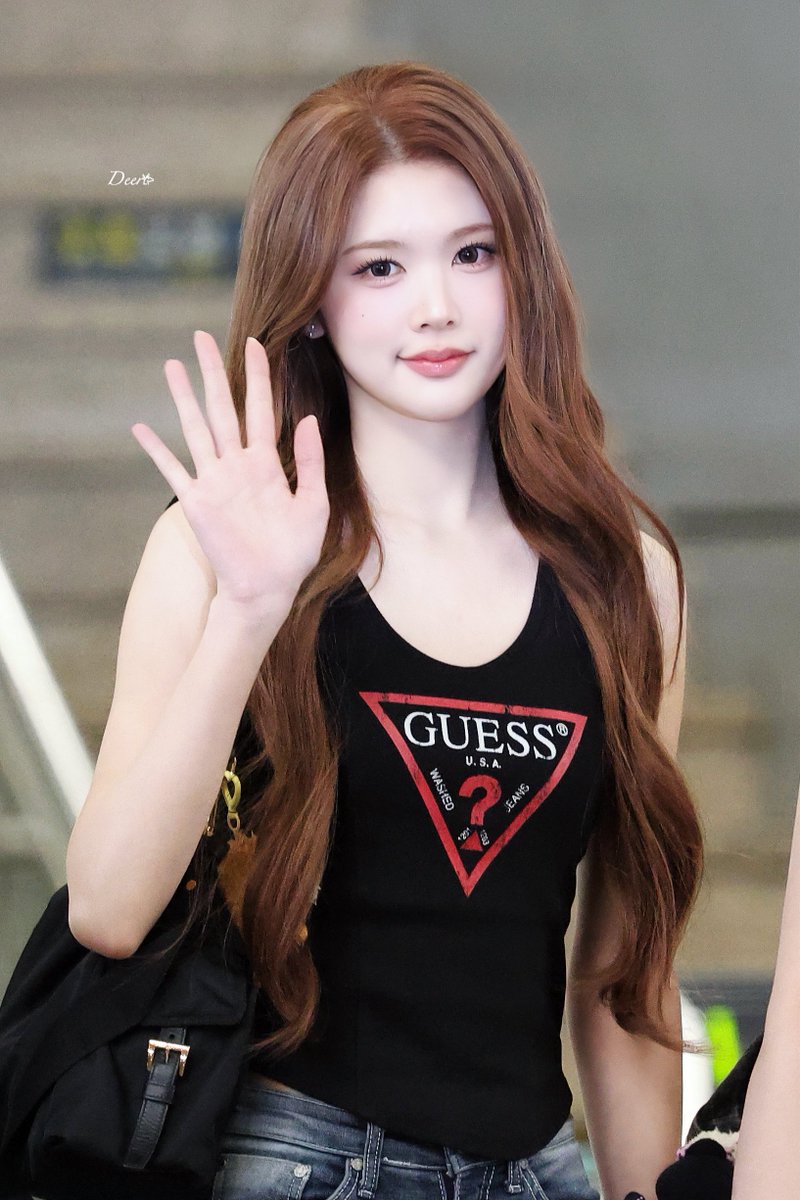 리나 tweet media