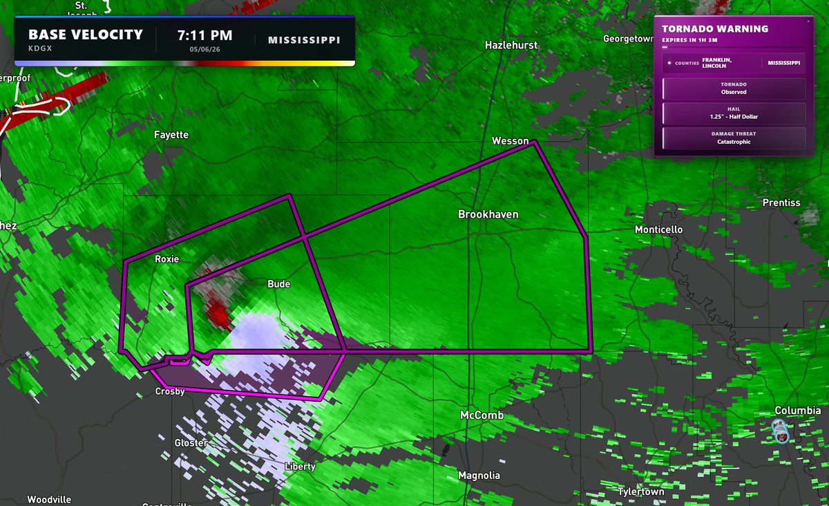 MaxVelocityWX's tweet image. TORNADO EMERGENCY for Brookhaven, Mississippi! Seek shelter IMMEDIATELY if you are in this warning! 

We are LIVE covering this dangerous storm: youtube.com/watch?v=uzuhN-…