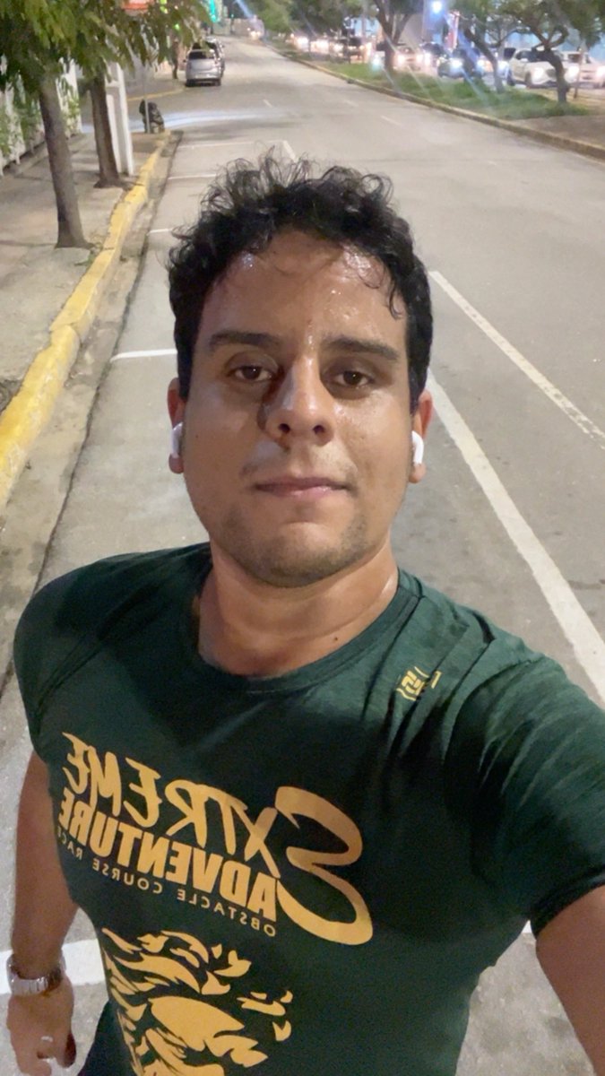igorllins's tweet photo. Ocupando muito a mente para não dar espaço pra maluquice. https://t.co/2sF5y5JEpJ
